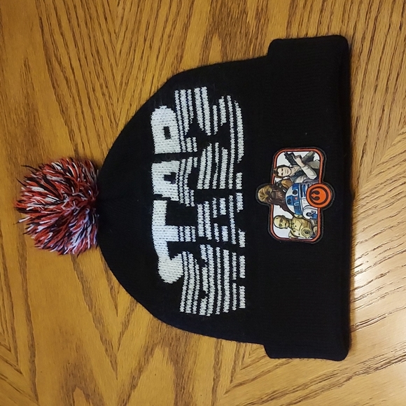 Black Lucas Films Official Star Wars Beanie - Picture 1 of 4